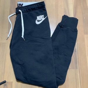 Nike joggers